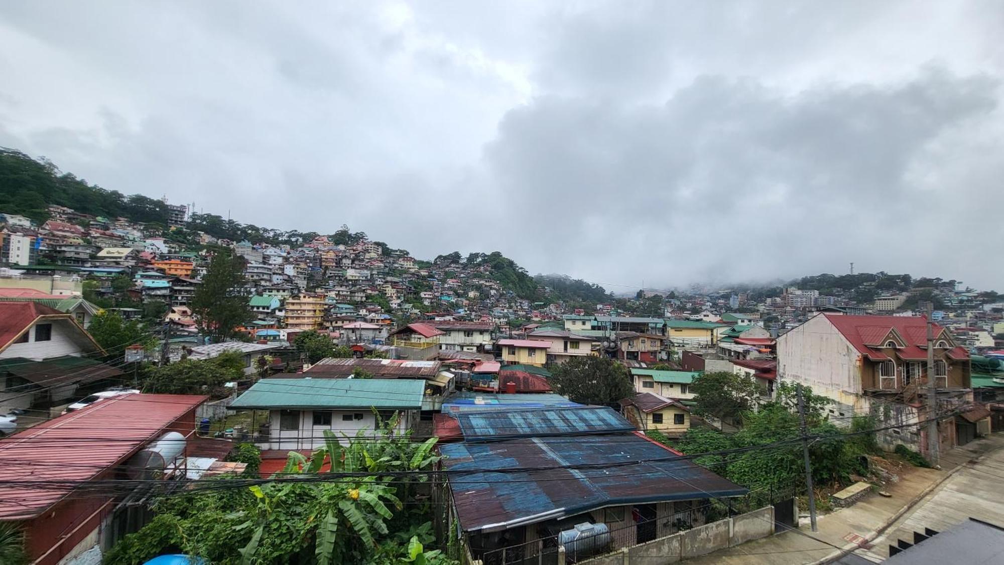 Finteo Skylands Premium Baguio City Quarto foto